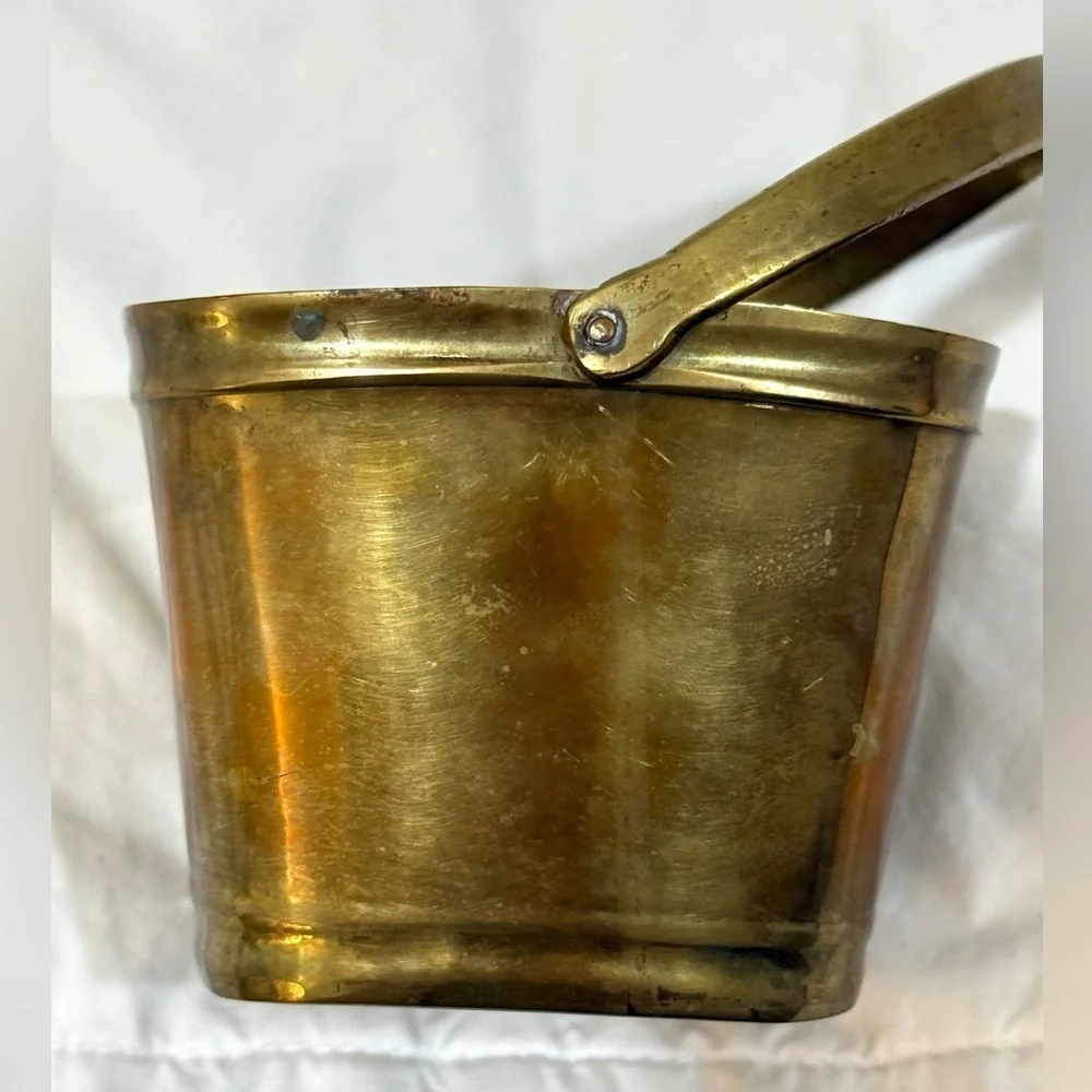 Elegant Vintage Small Brass Bucket